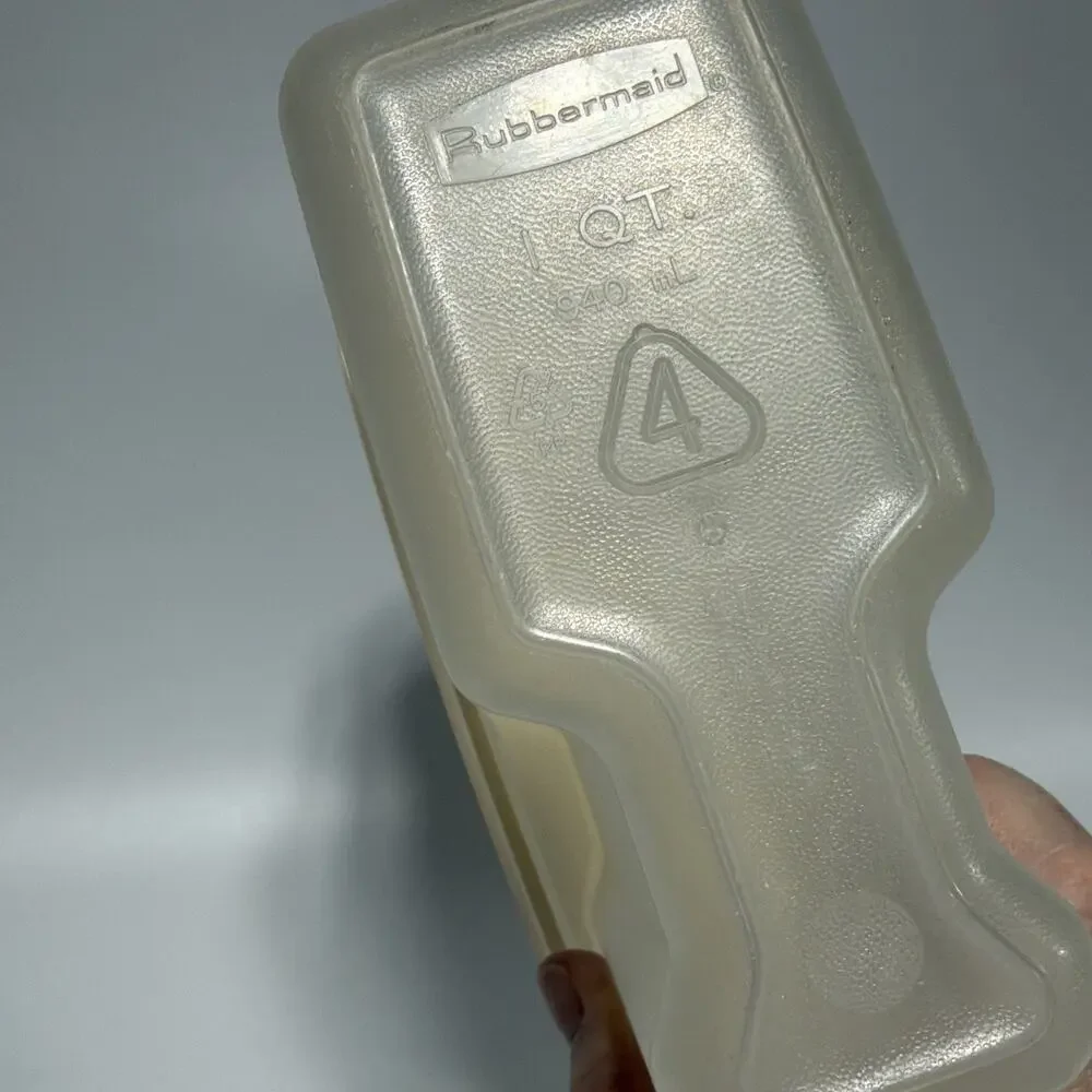 Rubbermaid vtg small